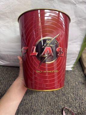 DC The Flash Red Metallic Collectible Tin